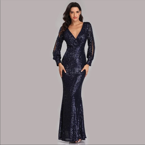 Dresses & Skirts - Navy blue sequined evening gown long sleeve
